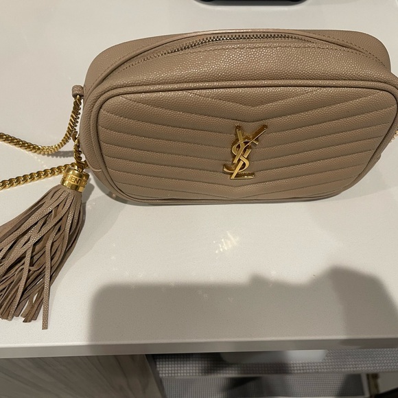 Yves Saint Laurent Beige Quilted Crossbody Bag - Picture 7 of 12